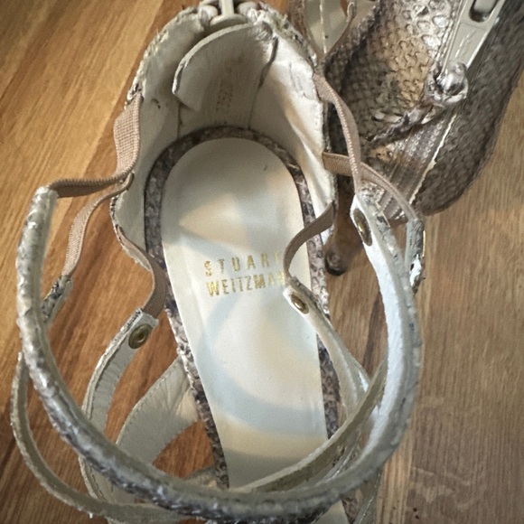 Stuart Weitzman Snakeprint Cut out booties size 9M PRELOVED - Picture 5 of 6